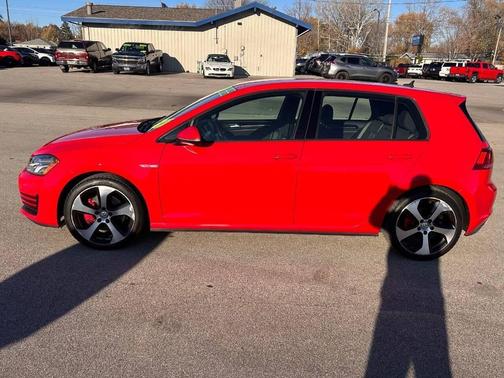 2017 Volkswagen Golf GTI 2.0T S 4-Door