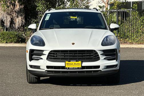 2021 Porsche Macan Base