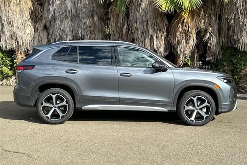 2025 Volkswagen Tiguan 2.0T SE 4MOTION