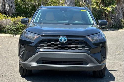 2022 Toyota RAV4 Hybrid LE