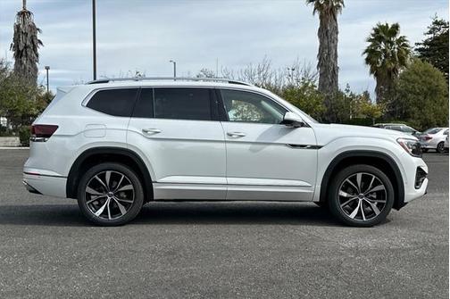 2025 Volkswagen Atlas 2.0T SEL Premium R-Line 4MOTION