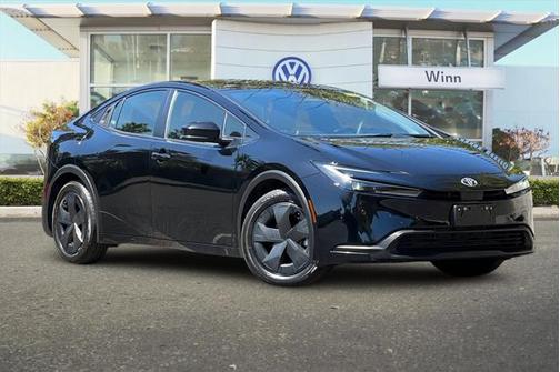2023 Toyota Prius LE