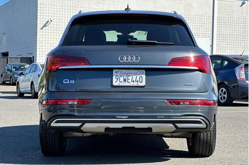 2023 Audi Q5 40 Premium