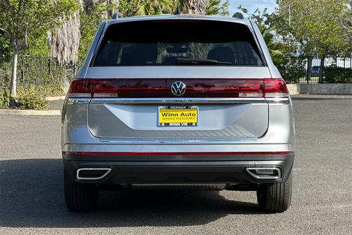 2026 Volkswagen Atlas 2.0T SE