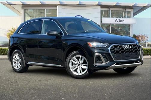 2023 Audi Q5 45 S line Premium