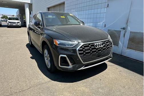 2023 Audi Q5 45 S line Premium