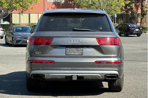 2019 Audi Q7 55 Premium