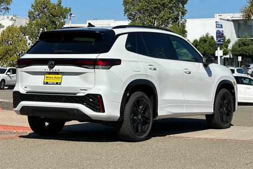 2025 Volkswagen Tiguan 2.0T SE R-Line Black 4MOTION