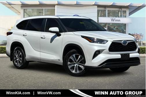 2023 Toyota Highlander Hybrid XLE