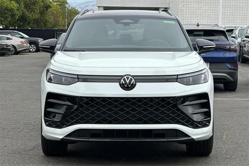 2025 Volkswagen Tiguan 2.0T SE R-Line Black 4MOTION