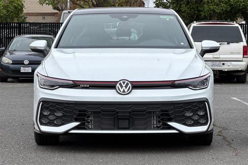 2025 Volkswagen Golf GTI 2.0T SE DSG
