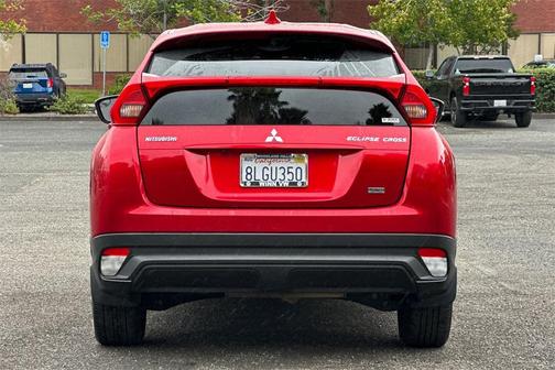 2018 Mitsubishi Eclipse Cross LE