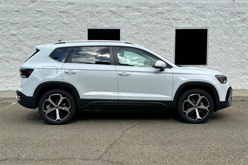 2025 Volkswagen Taos 1.5T SEL