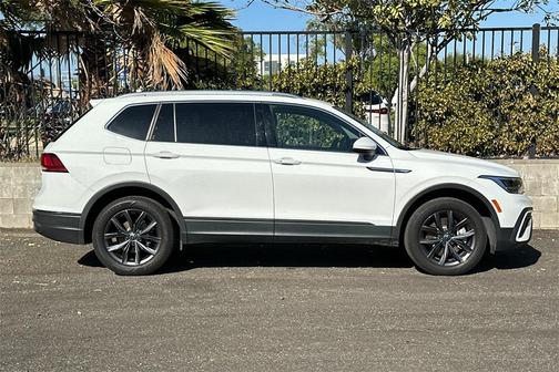 2022 Volkswagen Tiguan 2.0T SE 4MOTION