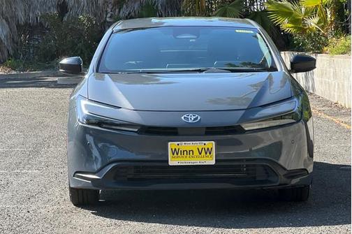 2023 Toyota Prius LE