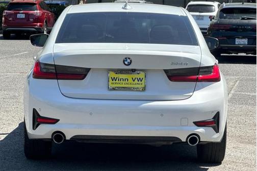 2019 BMW 330 330i