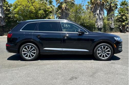 2017 Audi Q7 3.0T Premium