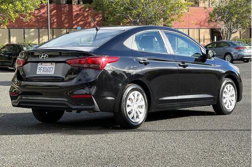 2020 Hyundai Accent SE