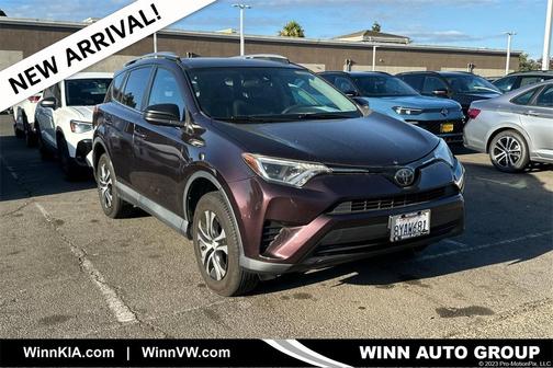 2018 Toyota RAV4 LE