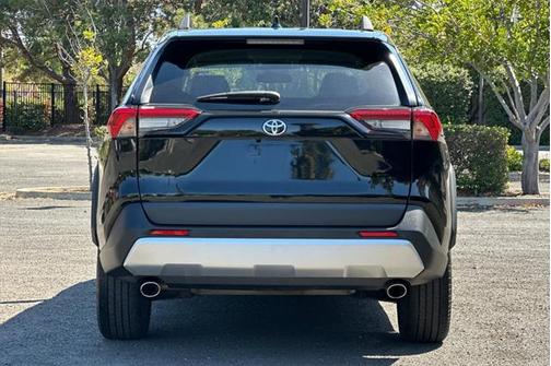 2023 Toyota RAV4 Adventure