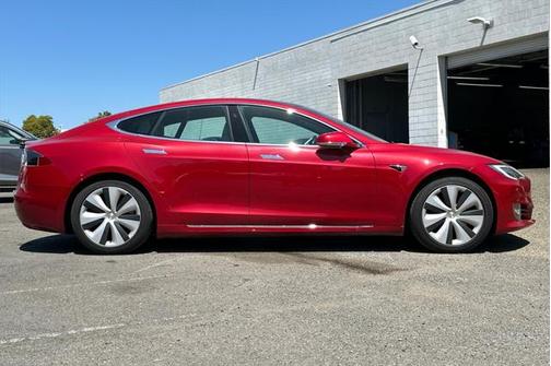 2021 Tesla Model S Long Range