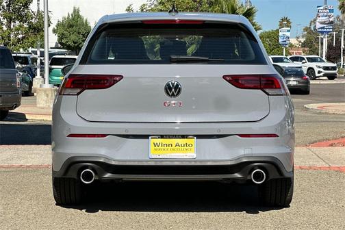 2025 Volkswagen Golf GTI 2.0T SE DSG