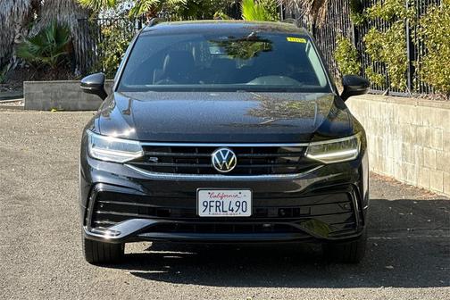 2023 Volkswagen Tiguan 2.0T SE R-Line Black