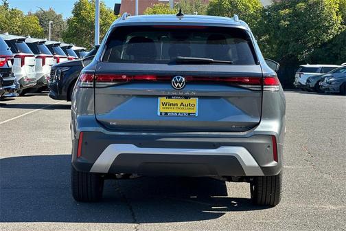 2025 Volkswagen Tiguan 2.0T SE 4MOTION