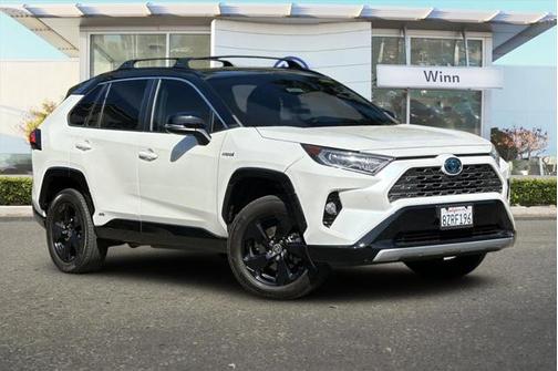 2021 Toyota RAV4 Hybrid SE