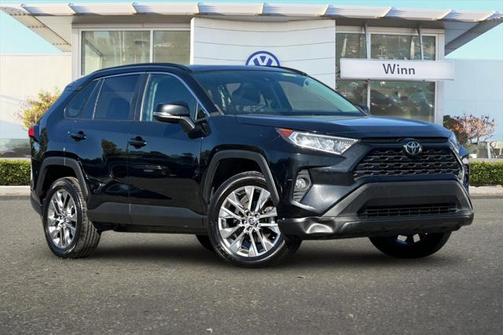 2021 Toyota RAV4 XLE Premium
