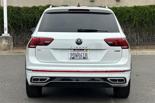 2022 Volkswagen Tiguan 2.0T SEL R-Line 4MOTION