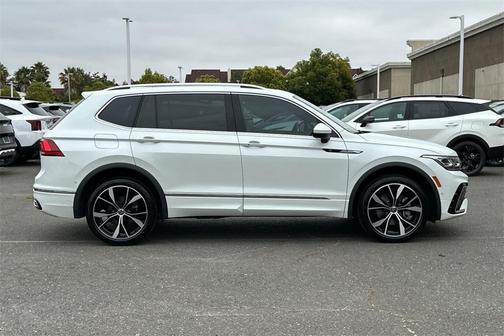 2022 Volkswagen Tiguan 2.0T SEL R-Line 4MOTION