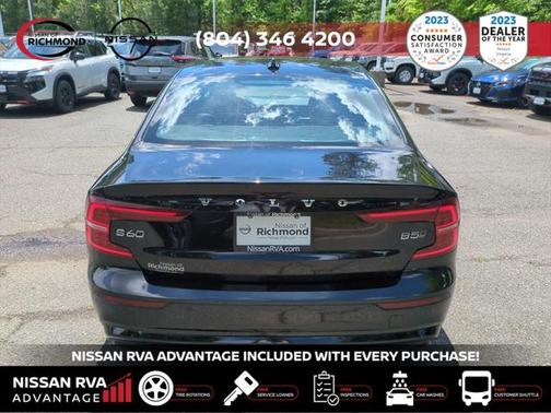 2024 Volvo S60 B5 Plus Dark Theme