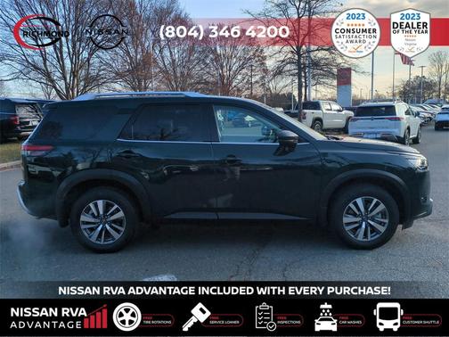 2025 Nissan Pathfinder SL FWD