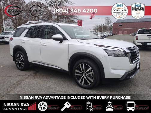 2025 Nissan Pathfinder Platinum FWD