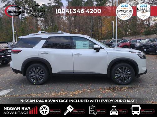 2025 Nissan Pathfinder SL 4WD