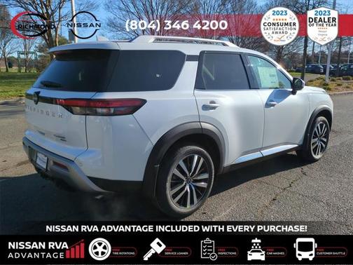 2025 Nissan Pathfinder Platinum 4WD