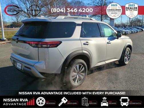 2025 Nissan Pathfinder SL 4WD