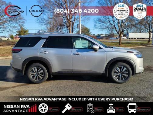 2025 Nissan Pathfinder SL 4WD