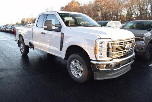 2025 Ford F-350 XLT