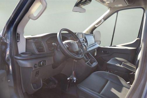 2025 Ford Transit-250 148 WB Medium Roof Cargo