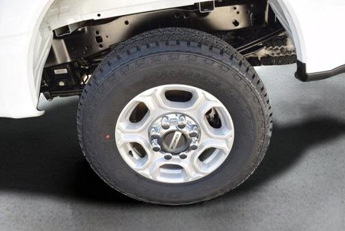 Oxford White 2026 Ford F-250 XLT