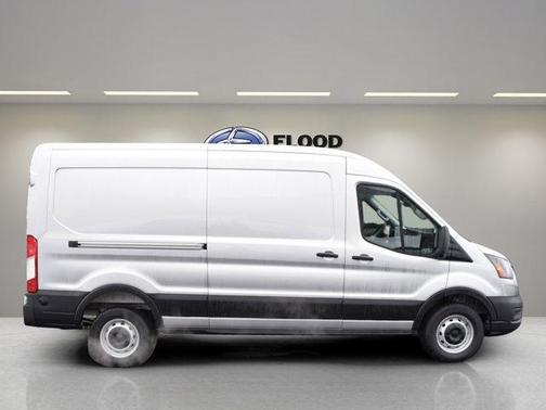2026 Ford Transit-250 148 WB Medium Roof Cargo