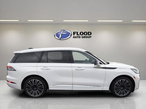 White 2025 Lincoln Aviator Black Label AWD