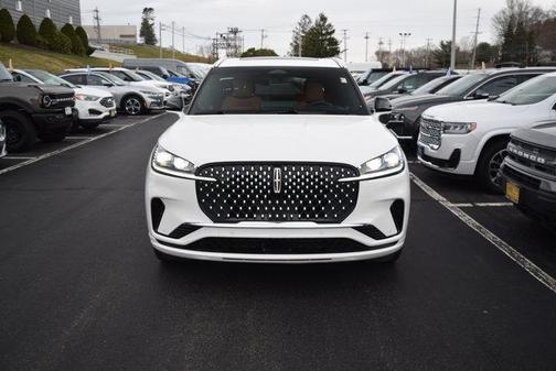 White 2025 Lincoln Aviator Black Label AWD