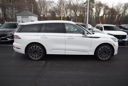 White 2025 Lincoln Aviator Black Label AWD