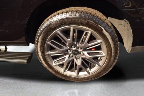 Black 2025 Ford Expedition Platinum