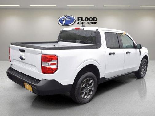 White 2024 Ford Maverick XLT