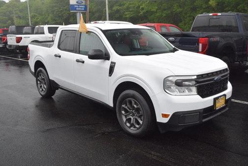 White 2024 Ford Maverick XLT