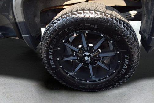 Onyx Black 2019 GMC Sierra 1500 SLT